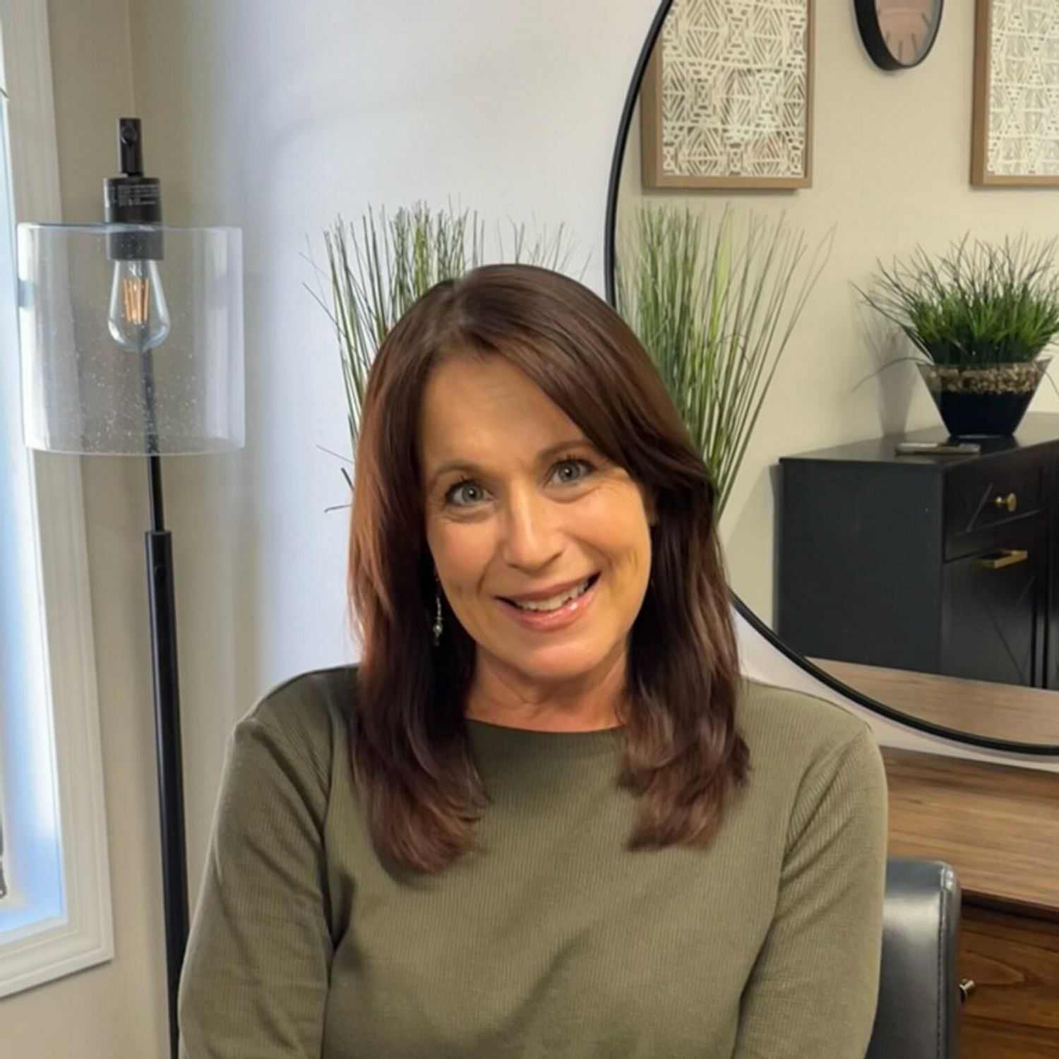 Portrait of Lorna's Studio, a professional stylist at Integrity Hair Studios, showcasing their expertise and style.